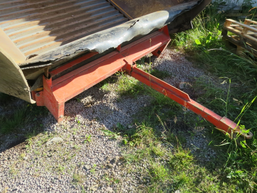 5232 Climax 500 receiving hopper