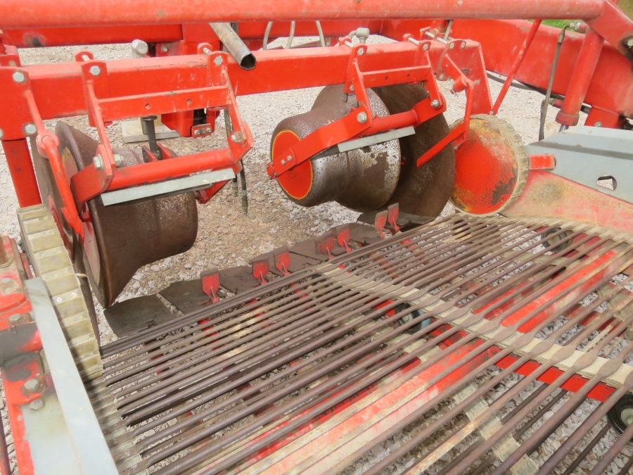 5264 Kverneland UN2200 Kartoffelroder