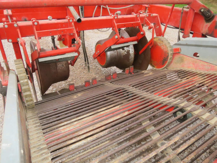 5264 Kverneland UN2200 Kartoffelroder