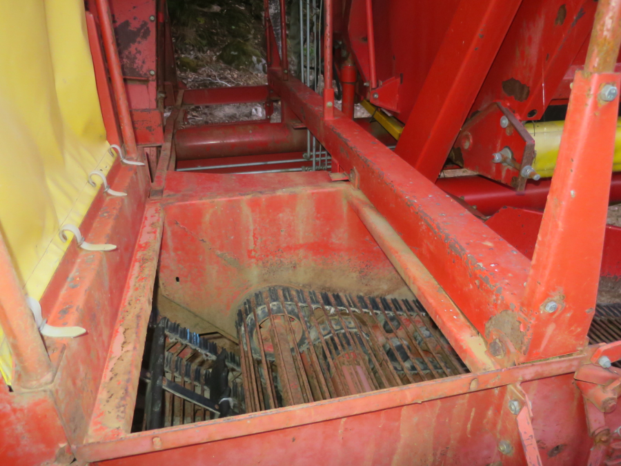 5268 Grimme SE70-20 potato harvester