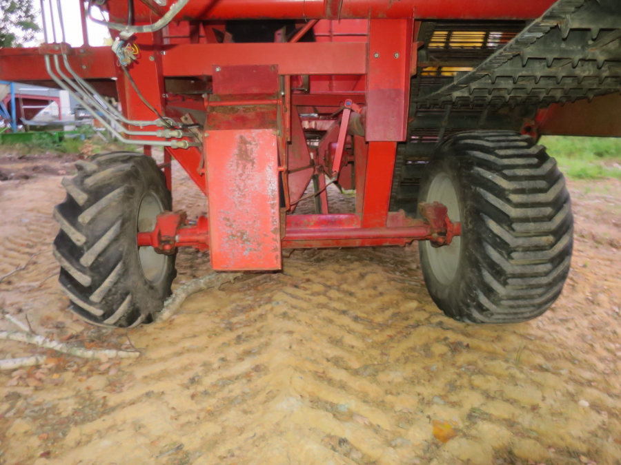 5268 Grimme SE70-20 potato harvester