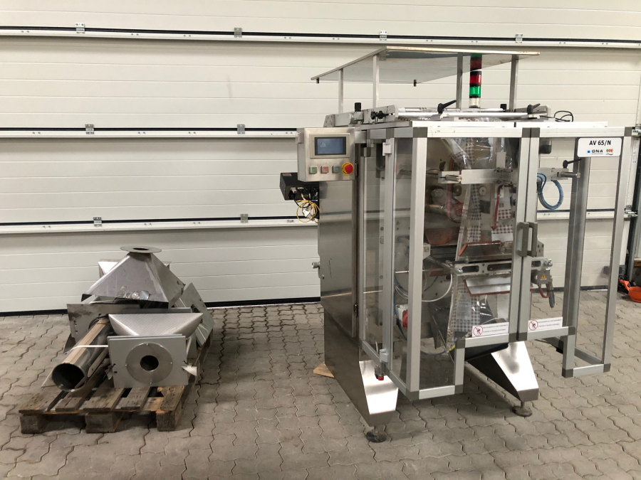5282 GNA AV65 vertikal packmaskin / flow pack