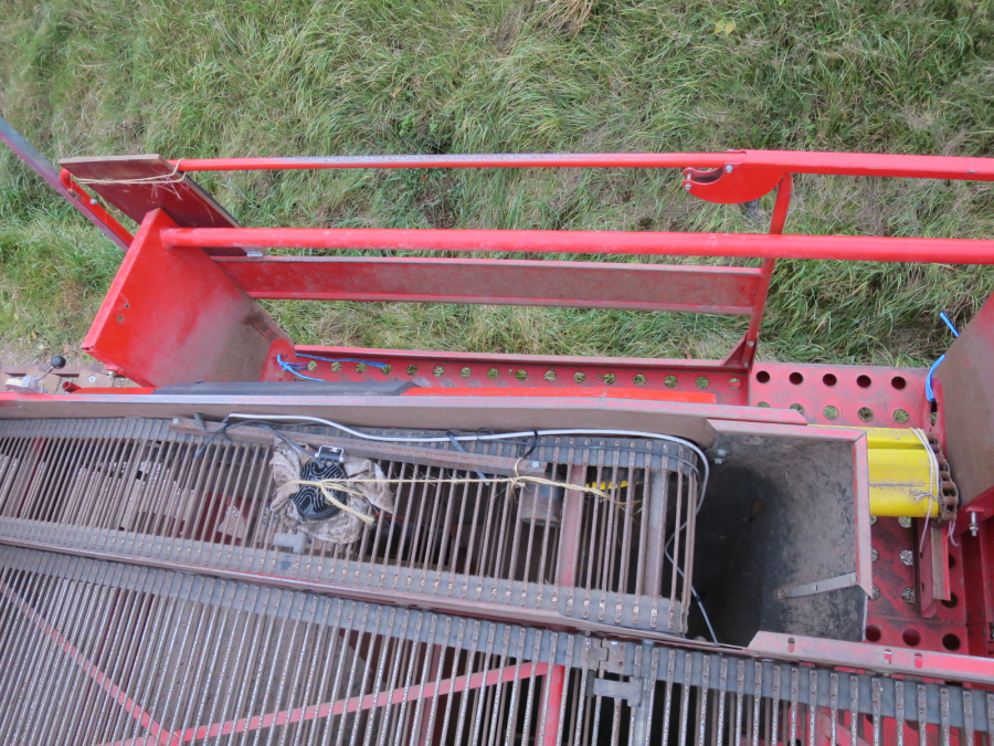 5285 Grimme SE 75-40 potato harvester