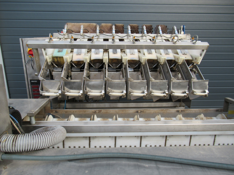 5289 Newtec bagger and weigher for BAKED POTATOES