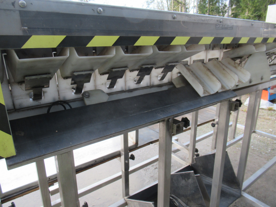 5289 Newtec bagger and weigher for BAKED POTATOES