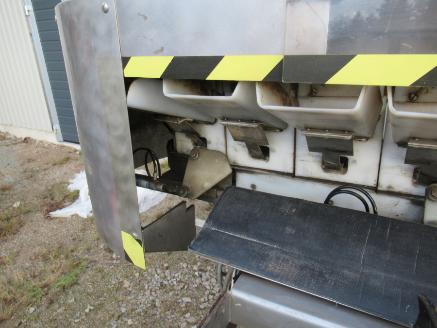 5289 Newtec bagger and weigher for BAKED POTATOES