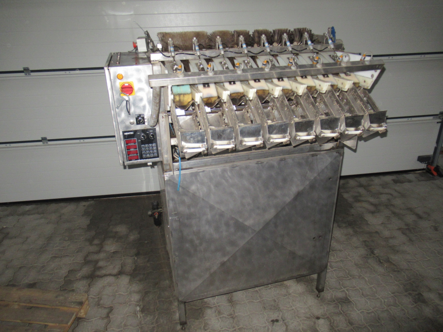 5289 Newtec bagger and weigher for BAKED POTATOES