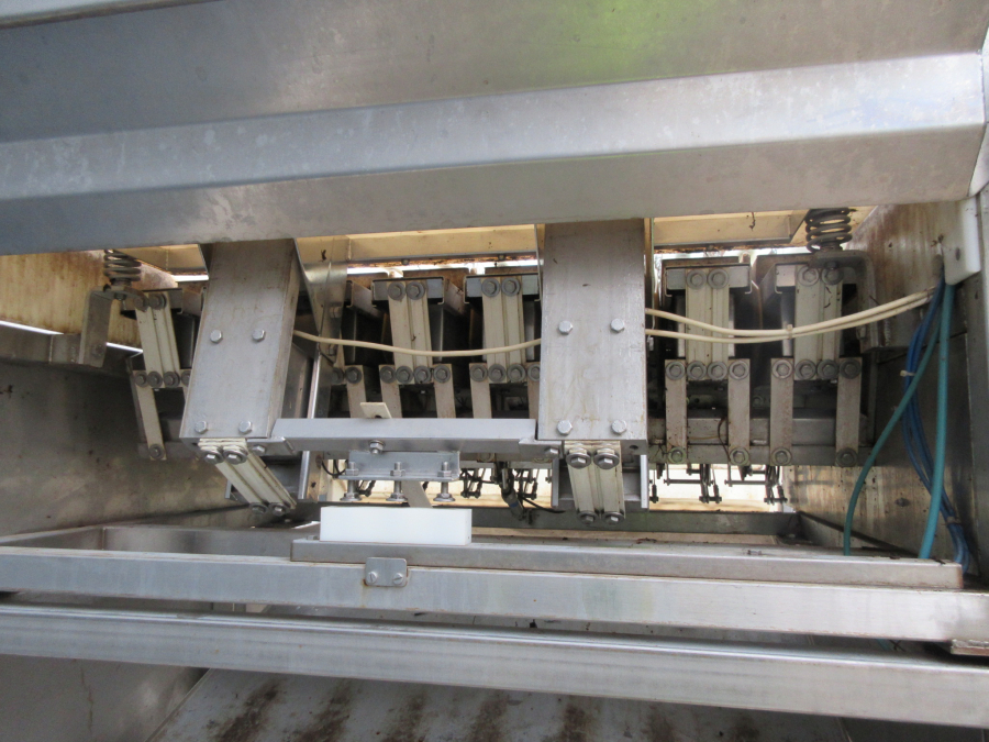 5343 Newtec 2000/G40 weigher and bagger