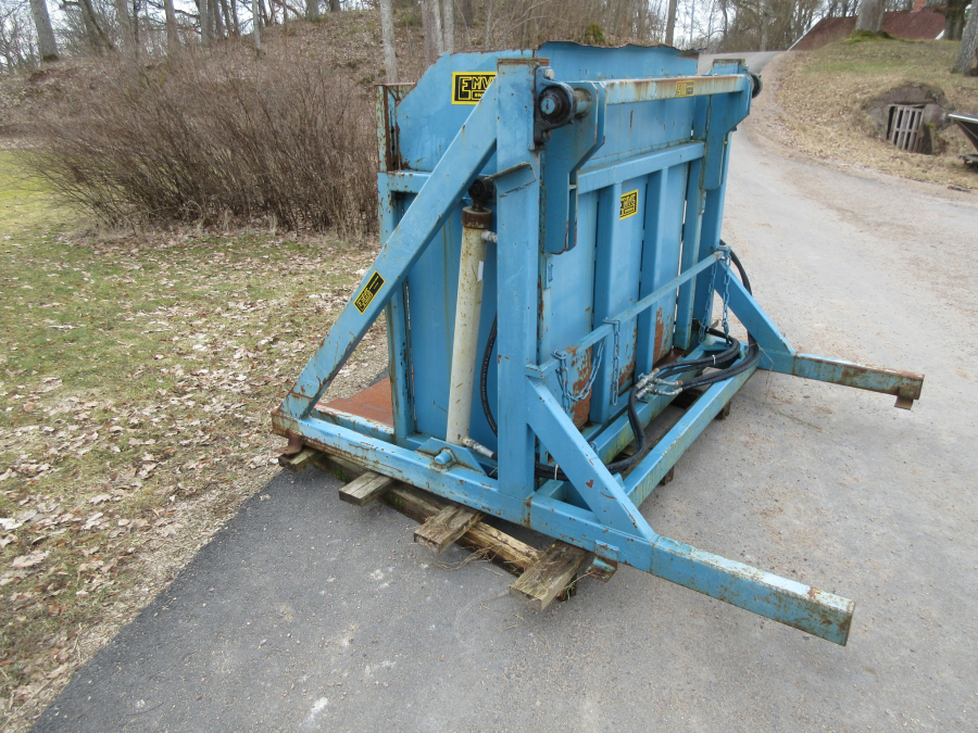 5389 EMVE hydraulic box turner