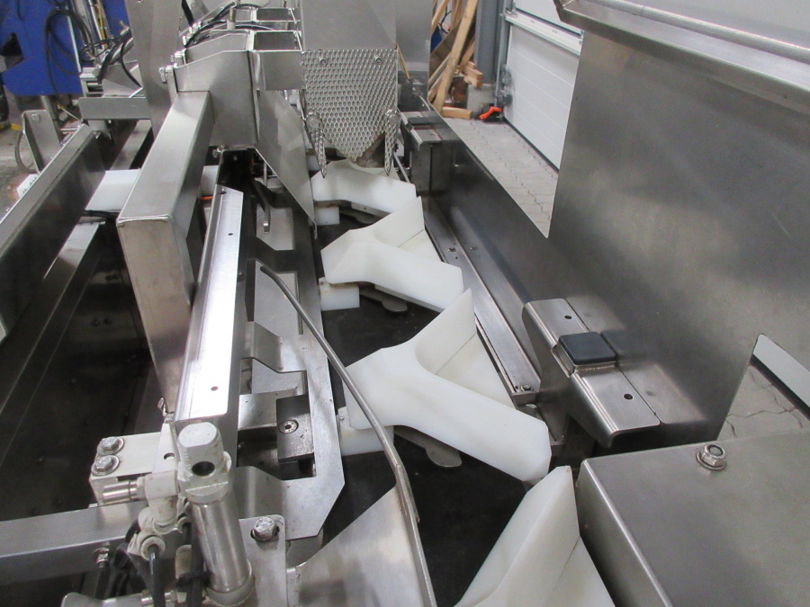 5460 Newtec Becherfüllmaschine NBM61 für becher