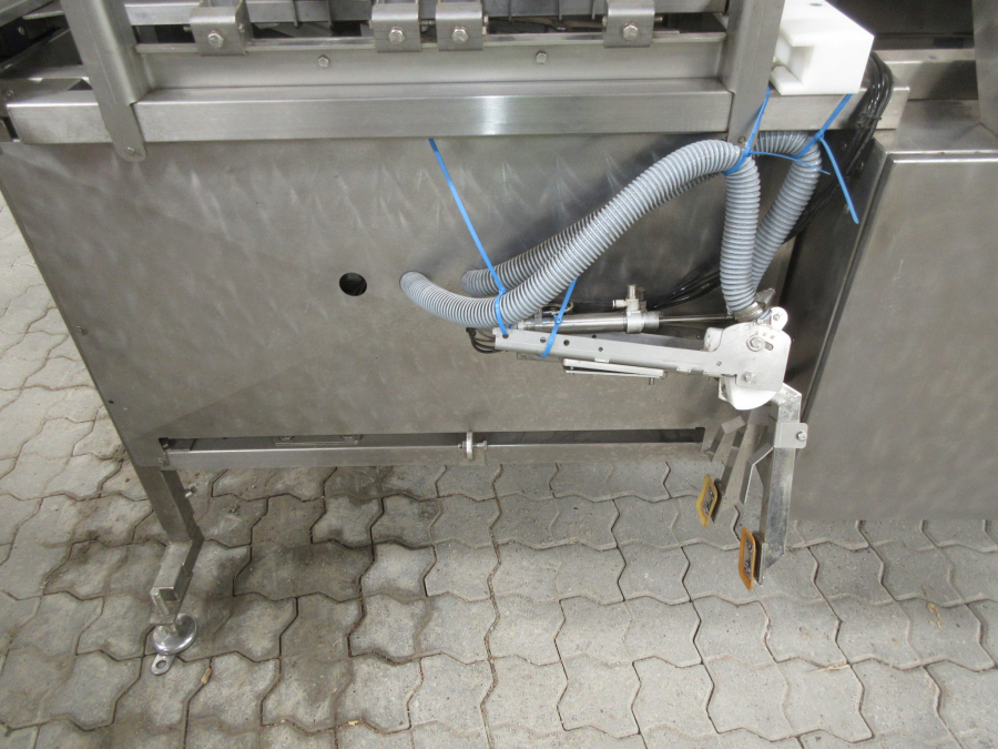 5460 Newtec Becherfüllmaschine NBM61 für becher