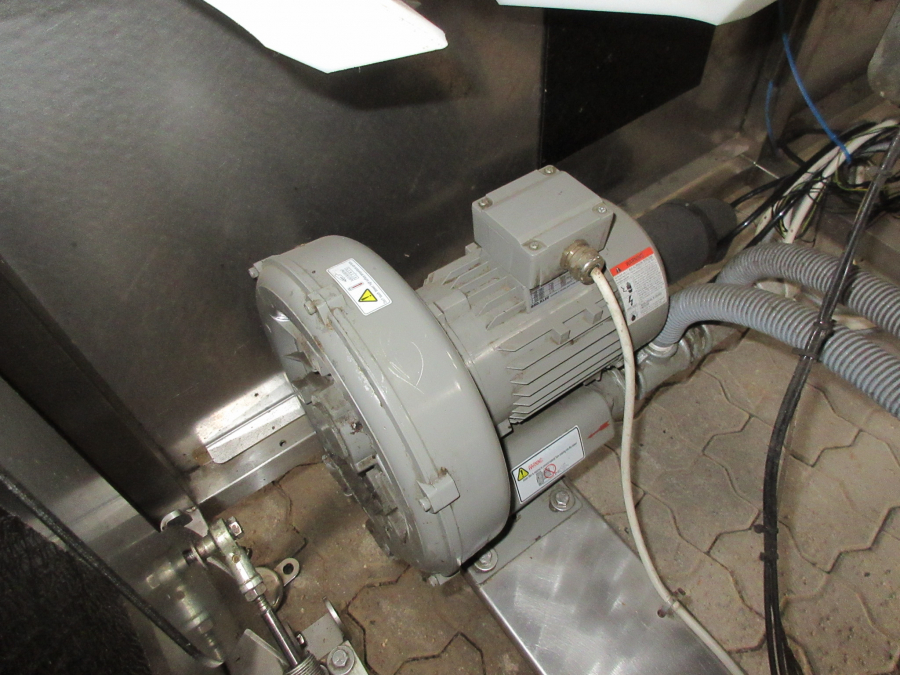 5460 Newtec Becherfüllmaschine NBM61 für becher