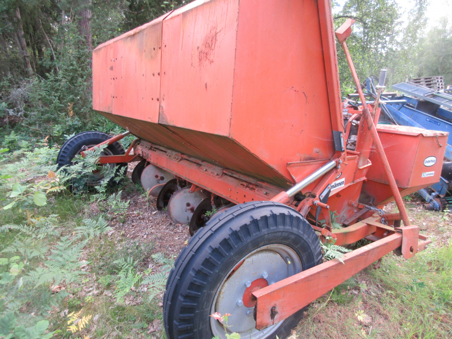 5470 Underhaug UN potatissättare 4x85