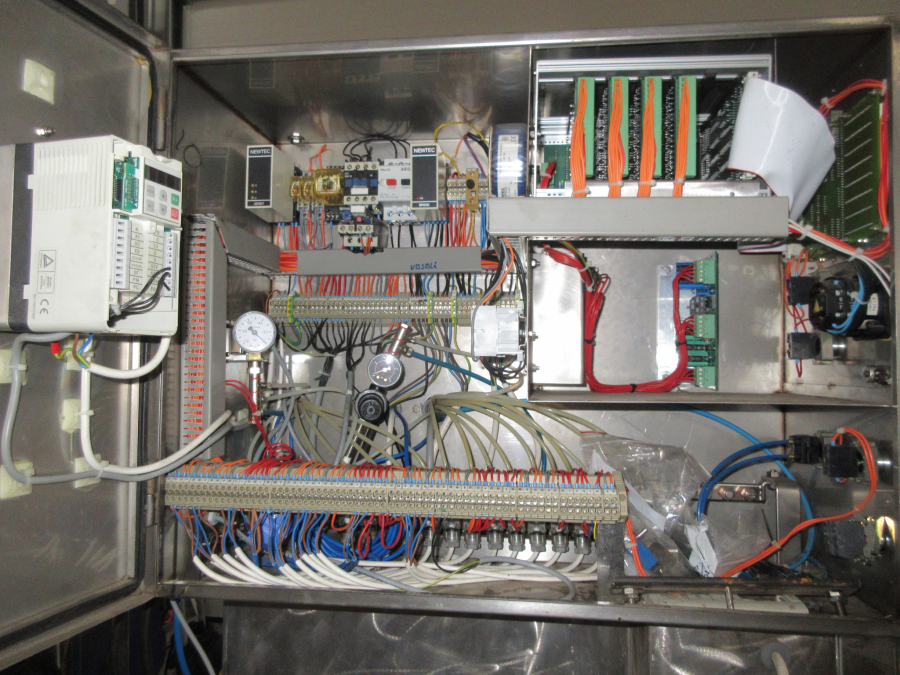 5513 Newtec 2009A apple weigher