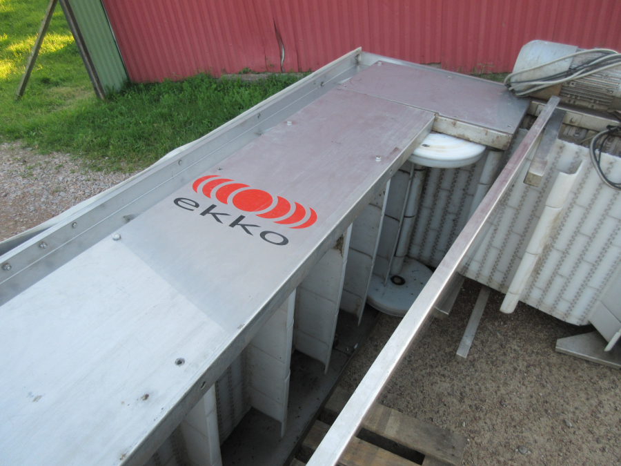5517 EKKO elevator stående 3600x600 mm ROSTFRITT UTFÖRANDE