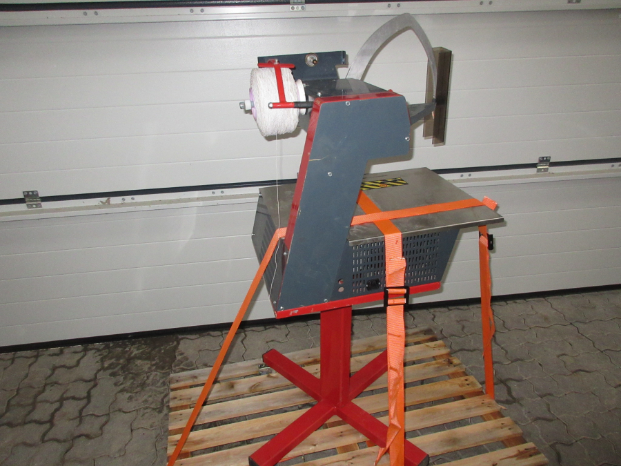 5524 ARC tying / binding bunching machine