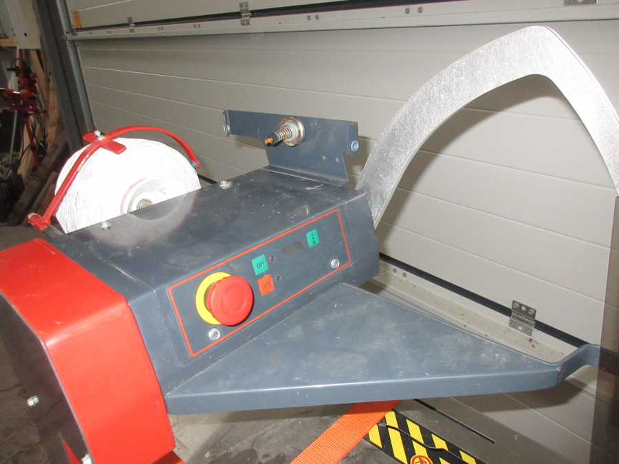 5524 ARC tying / binding bunching machine