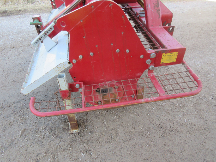 5561 Reekie bed plough with cultivator