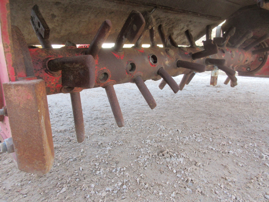 5561 Reekie bed plough with cultivator