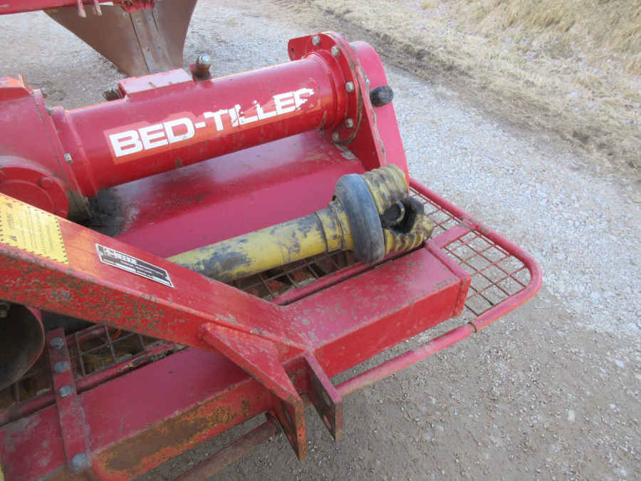 5561 Reekie bed plough with cultivator