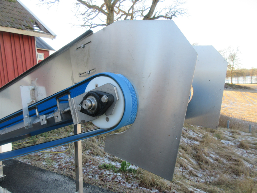5566 Turatti elevator 3600x650 mm Rostfritt utförande