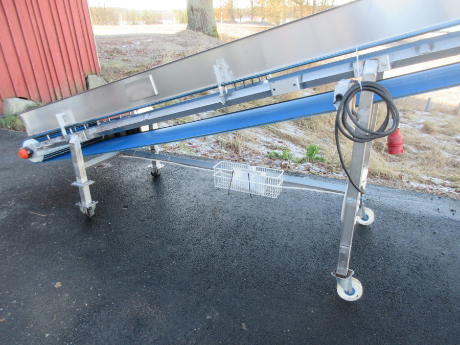 5566 Turatti elevator 3600x650 mm Rostfritt utförande