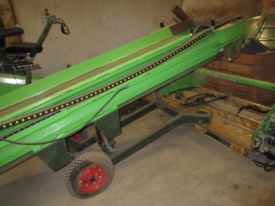 5608 Miedema Jansen & Heuning pick up scooter T60L