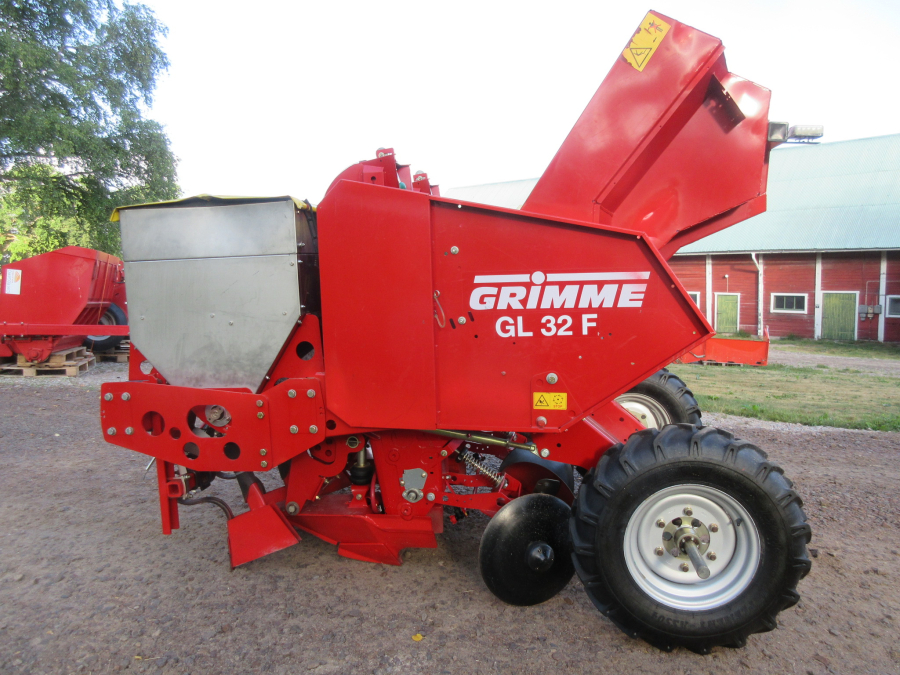 5668 Grimme GL32F potatissättare kombi 