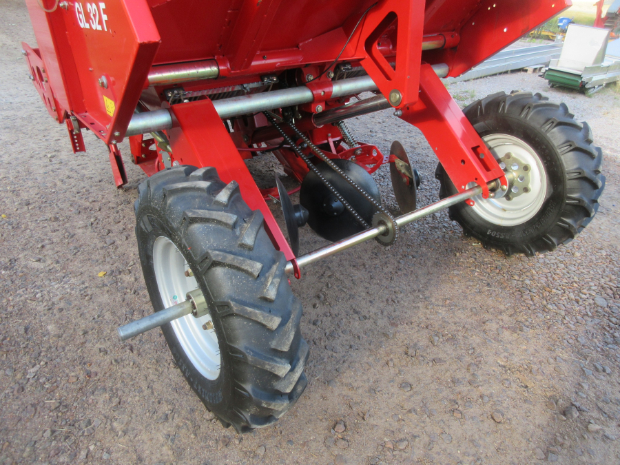 5668 Grimme GL32F potatissättare kombi 