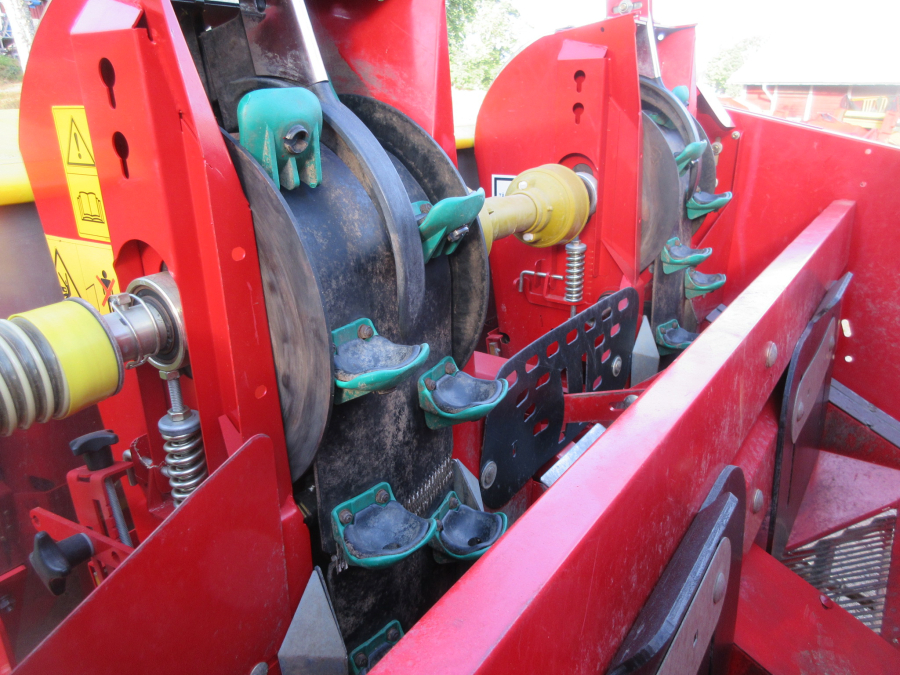 5668 Grimme GL32F potatissättare kombi 