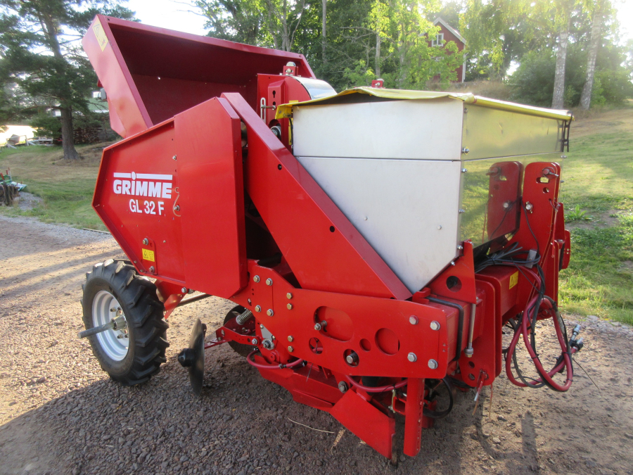 5668 Grimme GL32F potatissättare kombi 