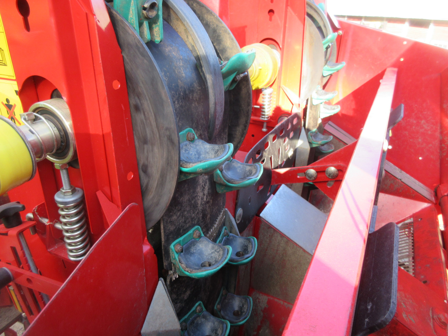 5668 Grimme GL32F potatissättare kombi 