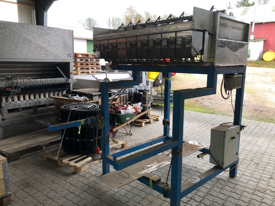 5708 Newtec 2009XB Wiege