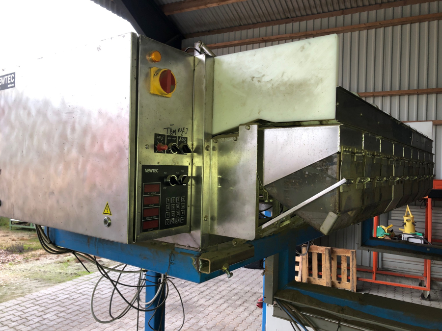 5708 Newtec 2009XB Wiege