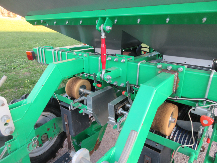 5714 Agronomic 2RMP potatissättare årsm. 2019
