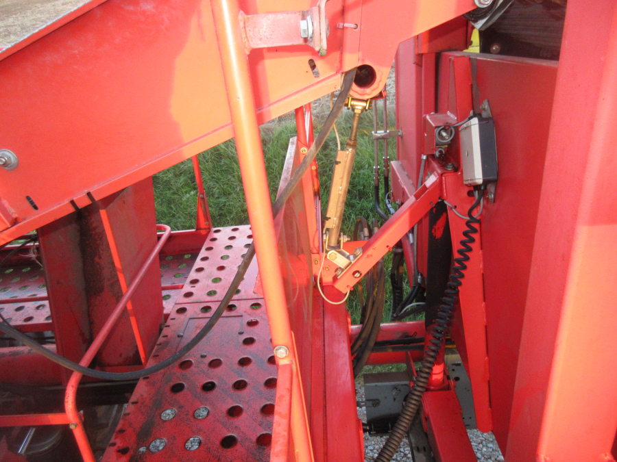 5716 Grimme SE75-20 potatisupptagare