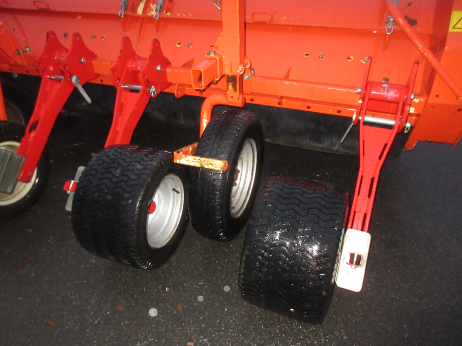 5733 Grimme blastkross KS3000