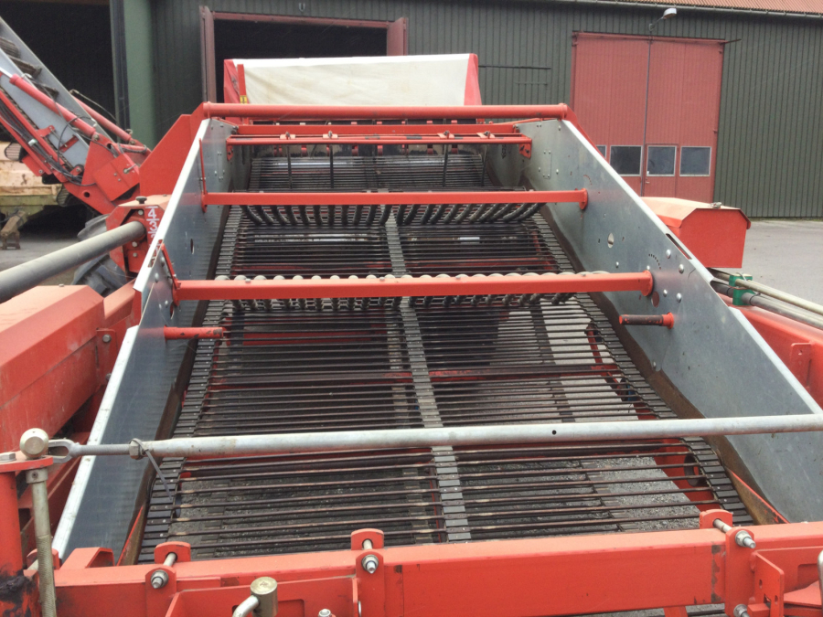 5734 Kverneland underhaug UN2600 potatisupptagare