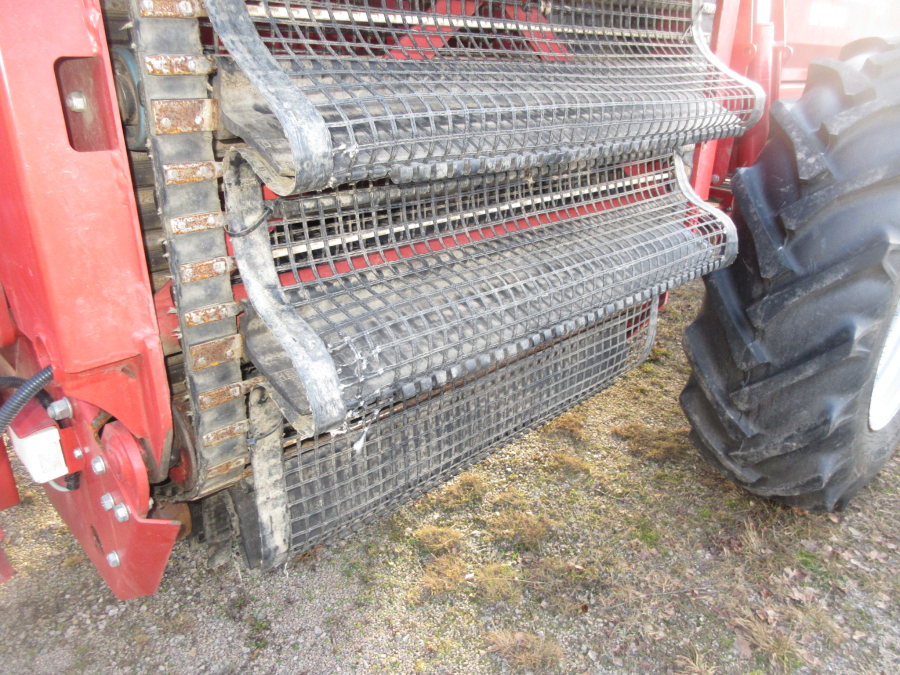 5734 Kverneland underhaug UN2600 potatisupptagare
