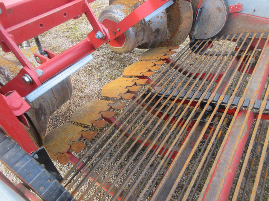 5734 Kverneland underhaug UN2600 potatisupptagare