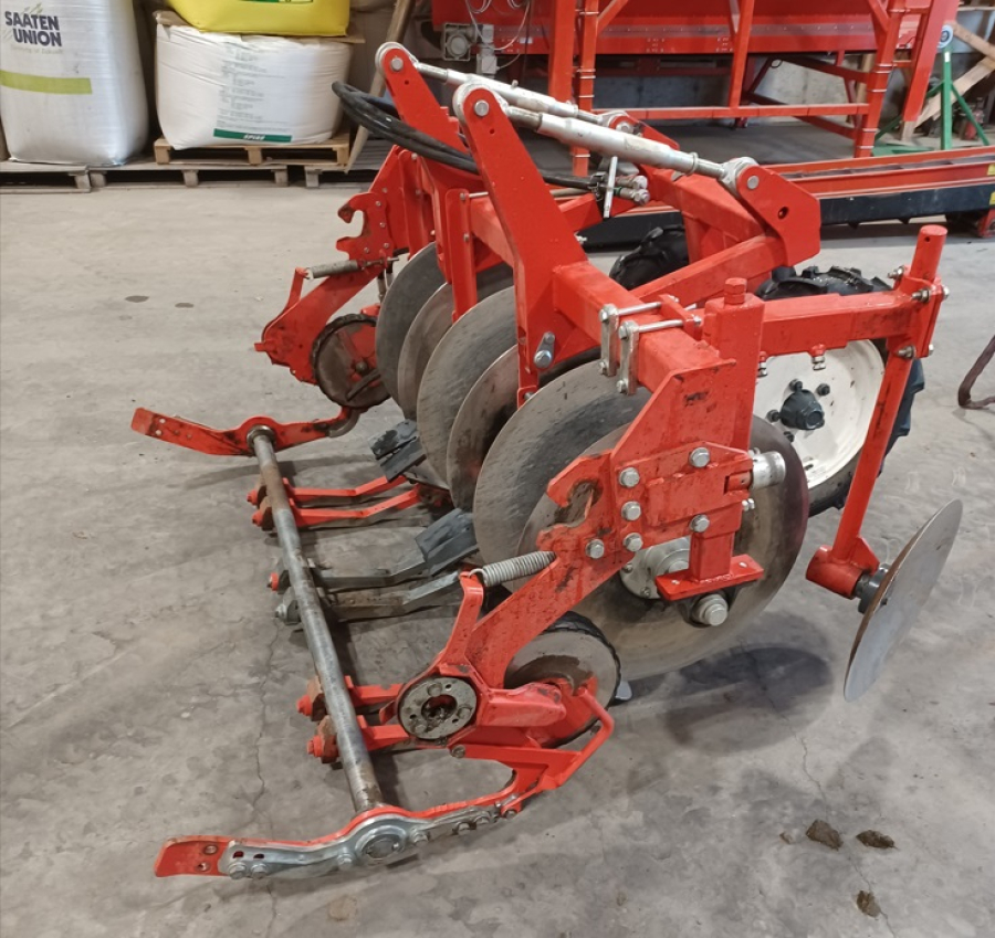 5737 Dewulf RA3060 morotskit sharelift 2 rader