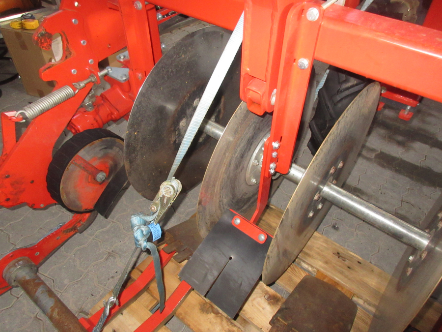 5737 Dewulf RA3060 morotskit sharelift 2 rader