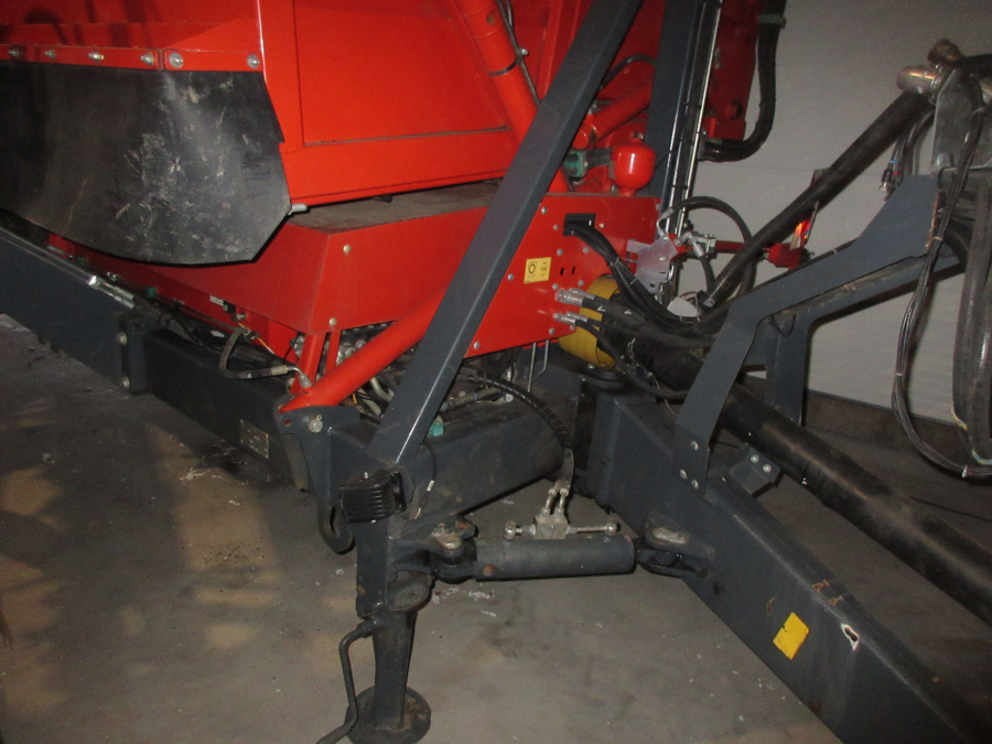 5739 Dewulf GBC Möhrenroder Karottenroder 1 Reihe mit Bunker
