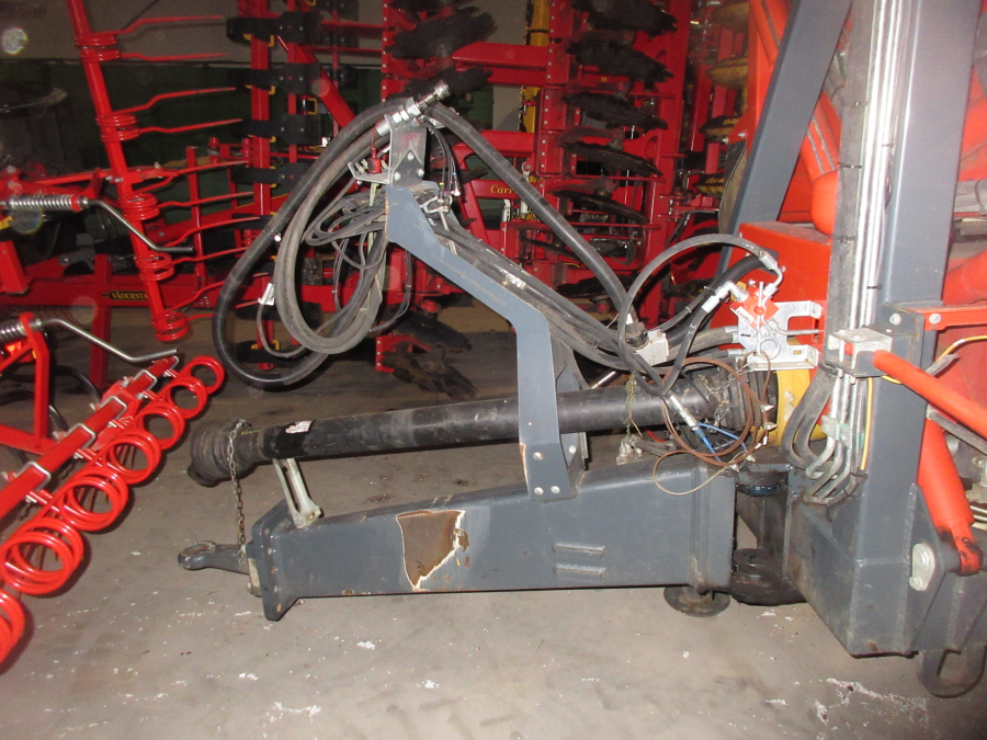 5739 Dewulf GBC Möhrenroder Karottenroder 1 Reihe mit Bunker