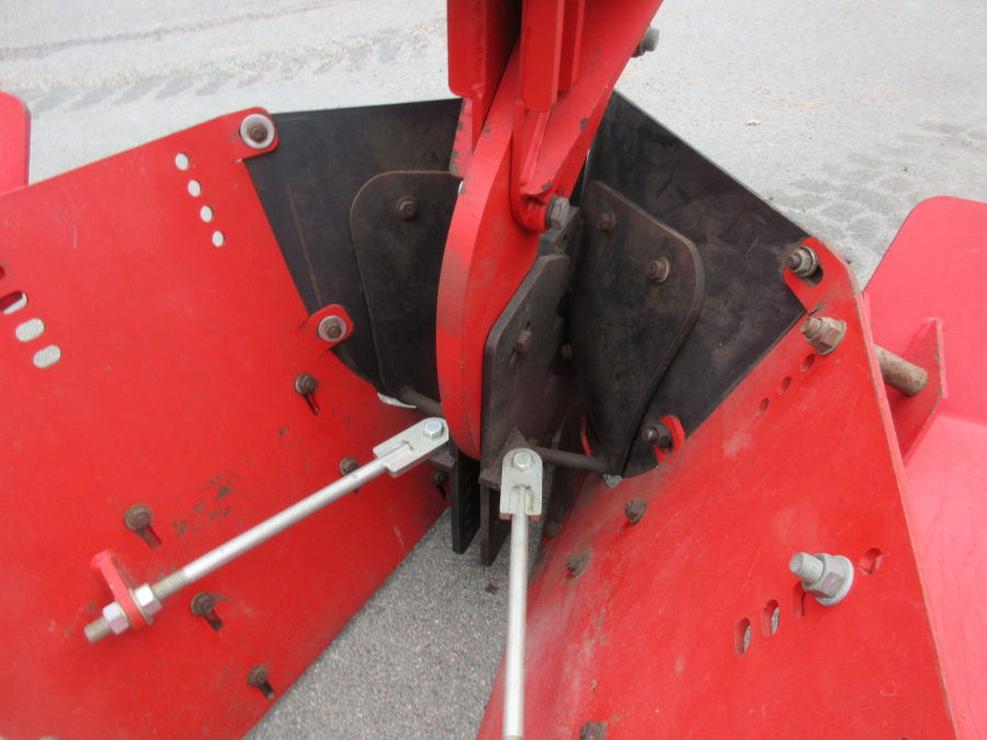 5754 Grimme BF 200 bed former 