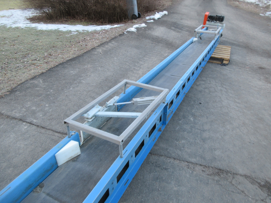 5775 EMVE conveyor belt 11000x350 mm