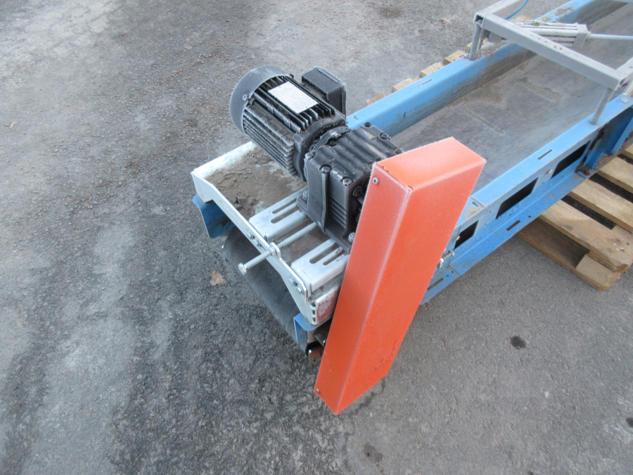 5775 EMVE conveyor belt 11000x350 mm
