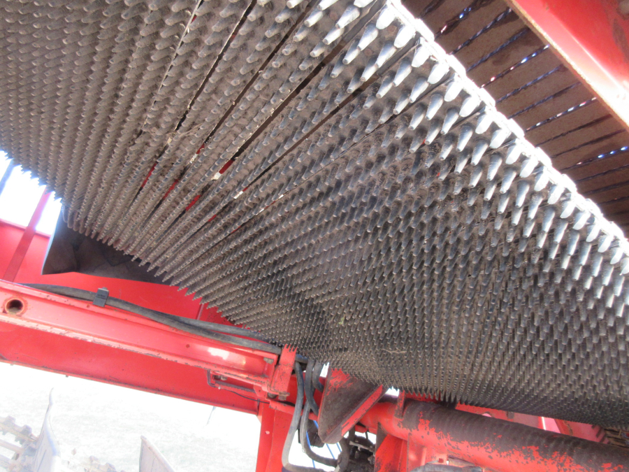 5797 Grimme SE75-30 potato harvester
