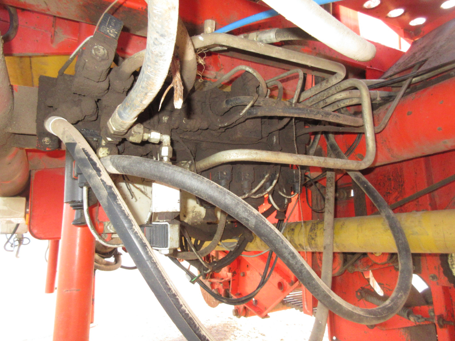 5797 Grimme SE75-30 potato harvester