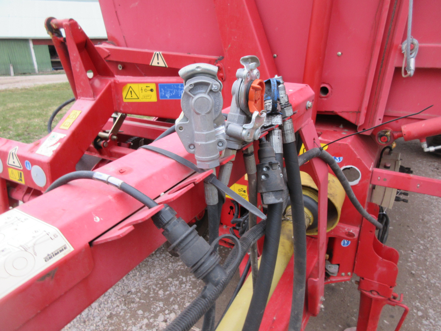 5798 Grimme SE140 potato harvester